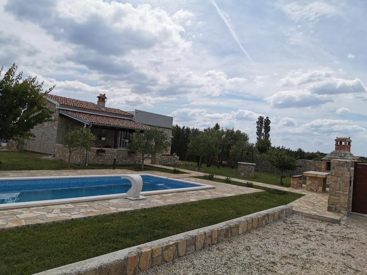 Holiday home Villa Marino Donji Zemunik